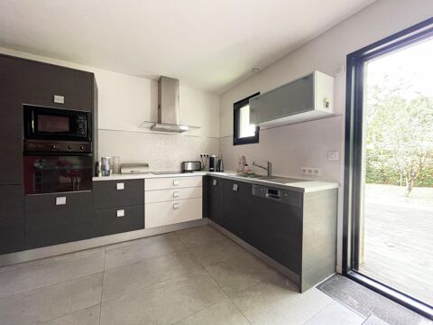   Maison familiale de 155 m� � Calme, verdure � 5 min de Nantes Maison - 6 pi�ce(s) - 155 m�