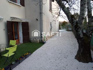  Maison  vendre 5 pices 196 m