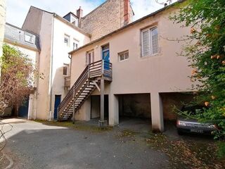  Immeuble à vendre 411 m²