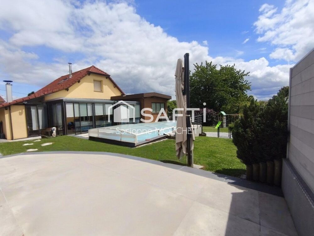 Maison familiale proche frontière suisse
