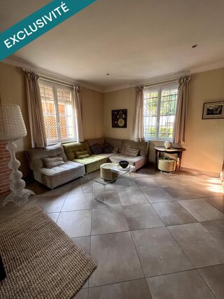  Maison  vendre 8 pices 260 m