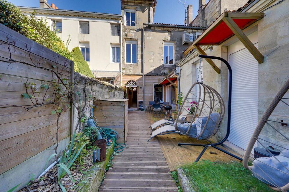 Vente Maison Maison de ville exploitée en meublé de tourisme Saint-laurent-medoc