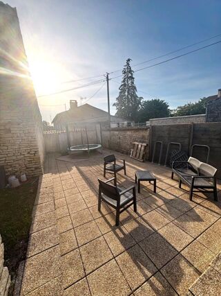  Maison à vendre 10 pièces 228 m²