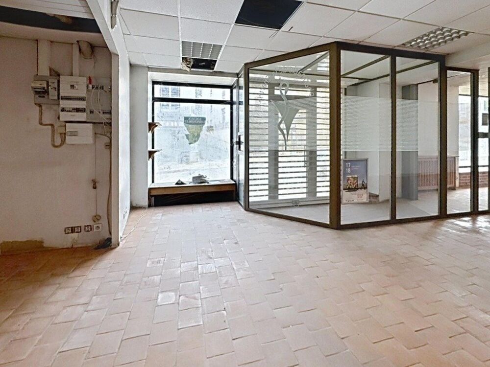   Local commercial 120m2 Sable-sur-sarthe