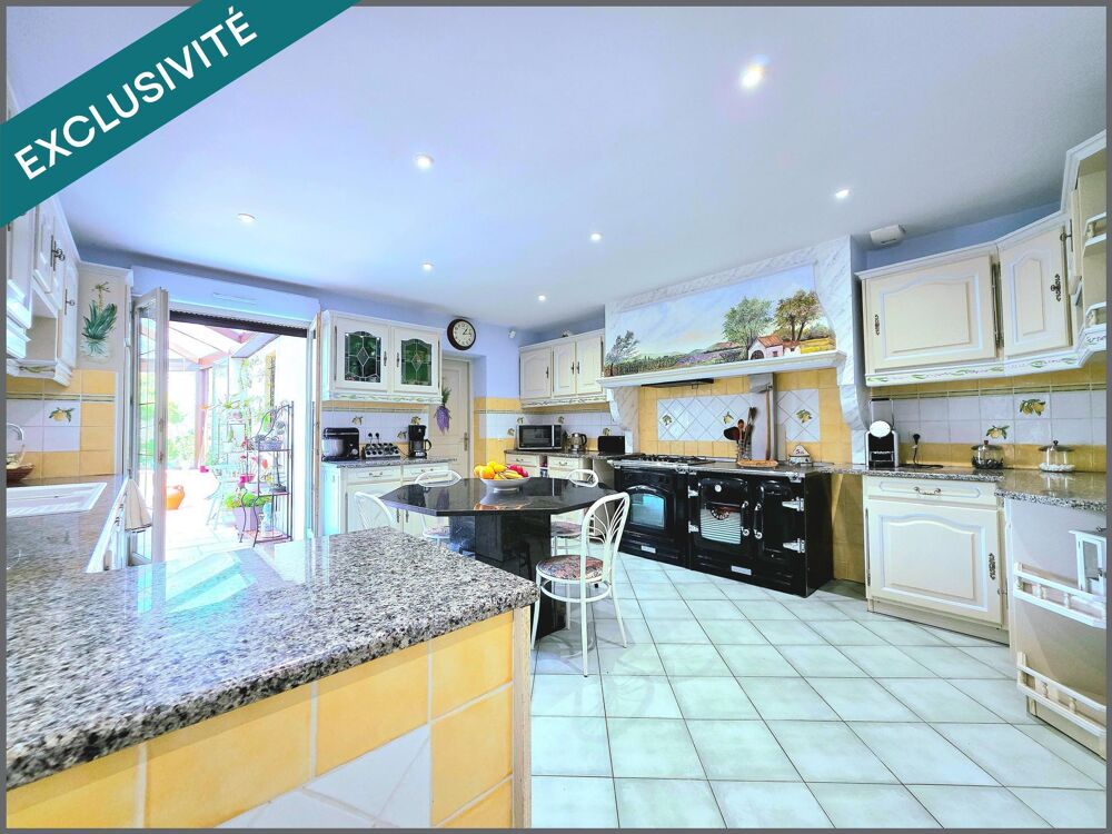 Vente Maison MAISON 306 M2 PISCINABLE 2312 M2 DE TERRAIN DIVISABLE Jouy-le-chatel
