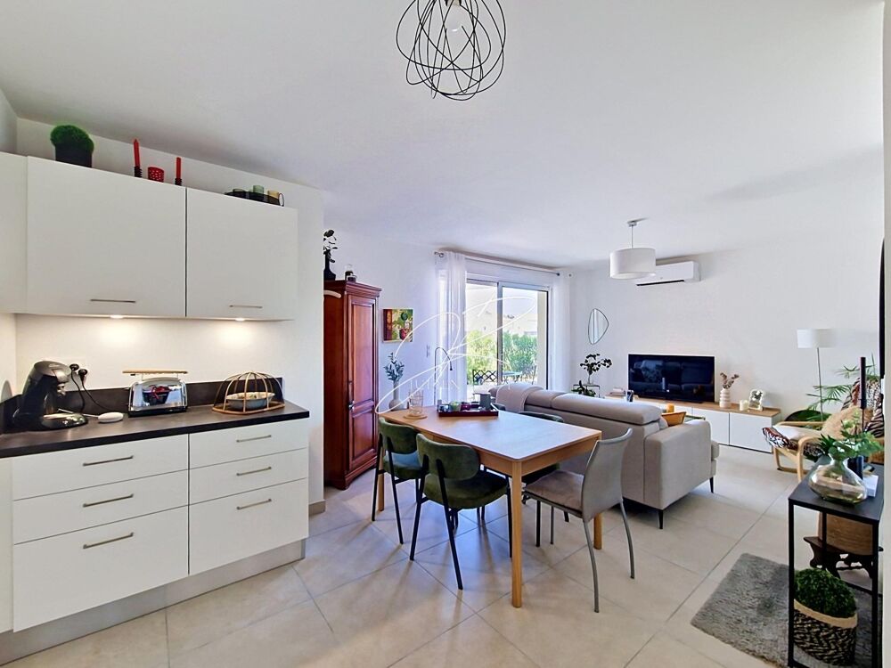 Vente Appartement Appartement T3 66 m² 2 chambres terrasse et garage Sauvian