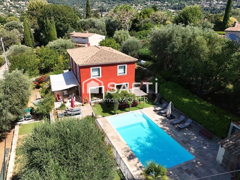Maison de caractère en bon état à Vence quartier proche La Sine