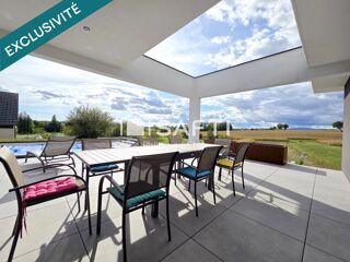 Vente Maison Villa design aux prestations exceptionnelles Saint-bernard