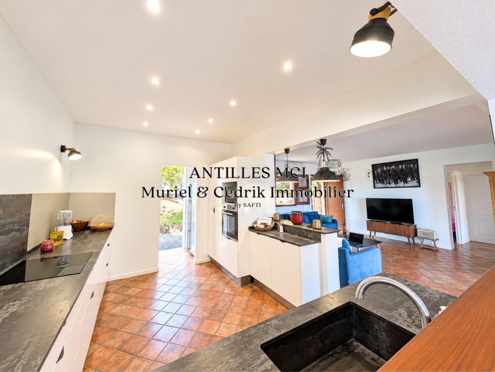 Vente Maison L'élégance créole au cœur de Sainte-Luce Sainte-luce