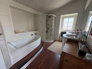  Maison à vendre 8 pièces 209 m²