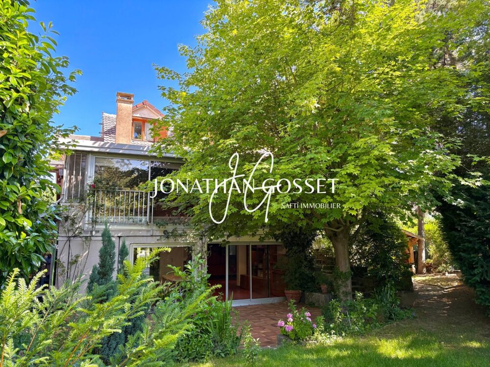 Poissy: Propriété familiale sur l'Ile de Migneaux 9pcs - 4ch - 262m² sur 1005m² de terrain