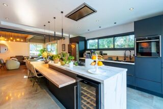  Maison � vendre 7 pi�ces 220 m�