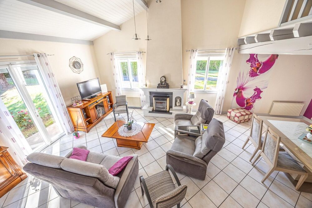 Vente Maison MAISON D'ARCHITECTE SUITE PARENTALE EN RDC ET DOUBLE GARAGE Chauray