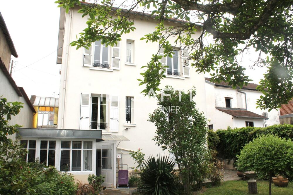 Vente Maison Magnifique maison bourgeoise avec parc arboré - garage Cusset
