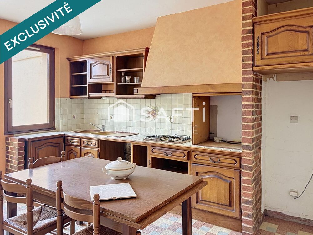 MAISON DE VILLE, 103 M², 5 PIECES - SECTEUR MESLAY DU MAINE / 53170
