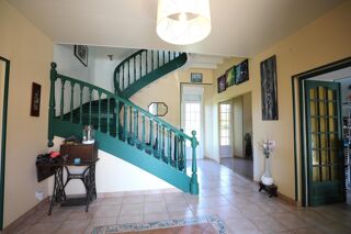  Maison � vendre 8 pi�ces 360 m�