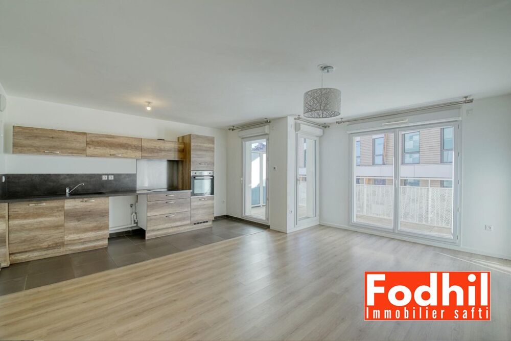 Vente Appartement Appartement 4 pièces de 76 m²- 2 éme étage avec balcon et parking. Chatenay-malabry