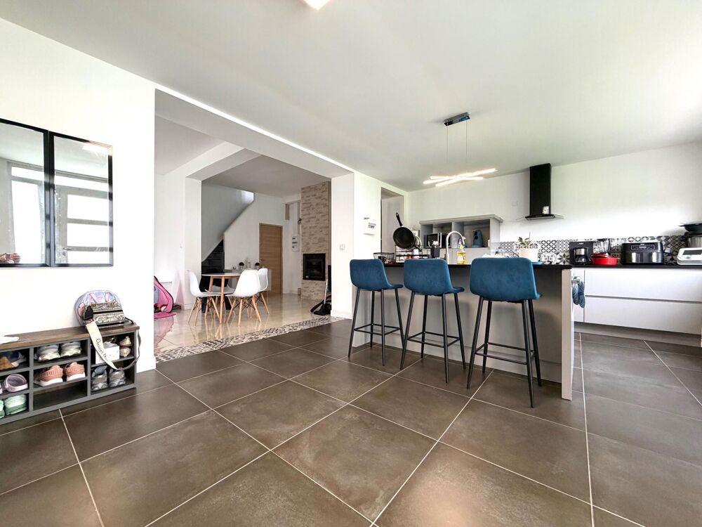 Vente Maison Maison semi-indiv de 106 m² rénovée / jardin Thiant