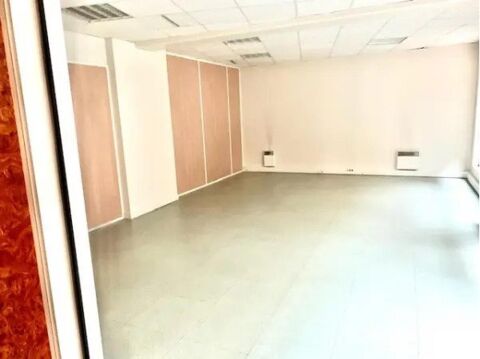 Bureaux Disponible 5081 93200 Saint-denis