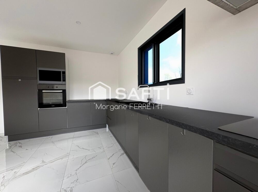 VILLA T4 114 M2 PLAIN PIED AVEC JARDIN 367M2 ET GARAGE