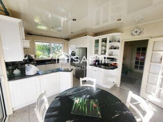  Maison � vendre 7 pi�ces 213 m�