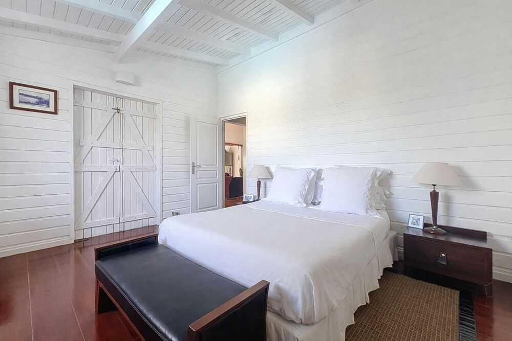 � vendre  Maison Baie-Mahault (97122)