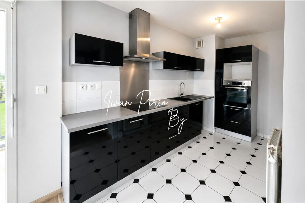 Vente Appartement T4 lumineux : terrasse, ascenseur, garage Rennes