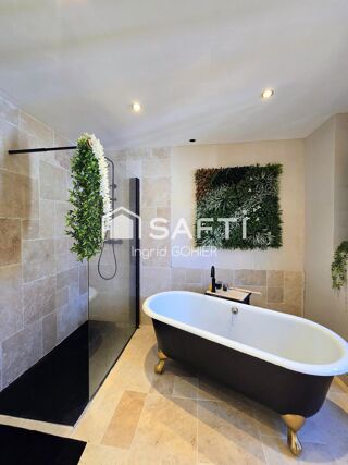  Maison � vendre 9 pi�ces 322 m�