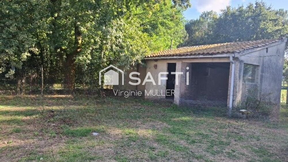 Vente Maison Maison à rénover avec terrain St-Germain-d'Esteuil Saint-germain-d'esteuil