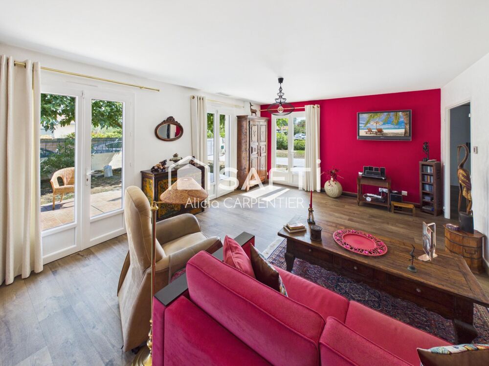 Vente Maison Maison rénovée de plain-pied avec trois chambres et un garage Le taillan-medoc