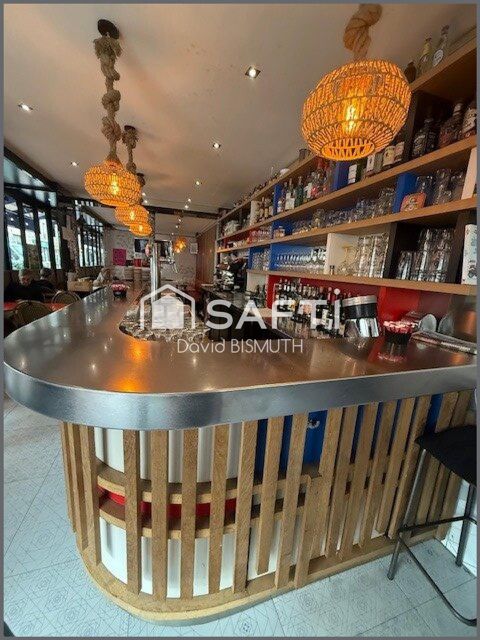 BAR RESTAURANT 70 M2 EMPLACEMENT NUMERO 1 LEVALLOIS CENTRE EXTRACTION DE 400 LICENCE 4 420000 92300 Levallois-perret