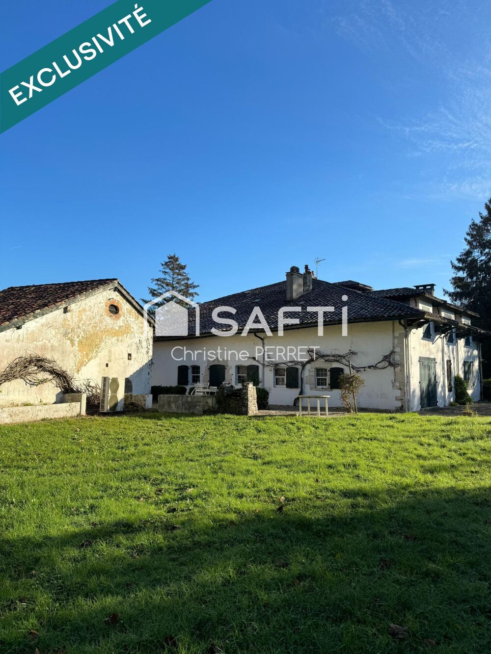 Maison de Maitre du XVIII siècel sur 8000 m2 de Terrain