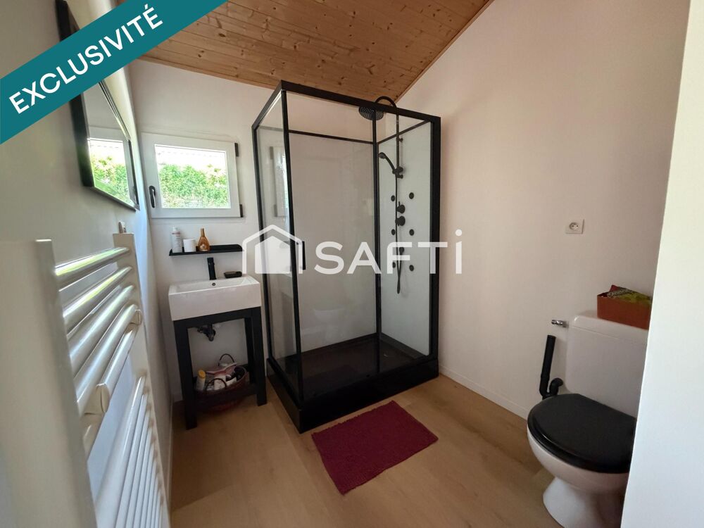 Vente Maison MAISON FAMILLIALE DE 120 M2, 4 CHAMBRES, EN CENTRE BOURG A SAINT ALLOUESTRE Saint-allouestre