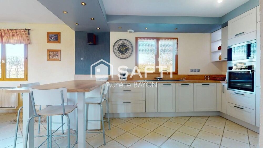 Maison familiale 123 m²  Terrain 1 454 m²