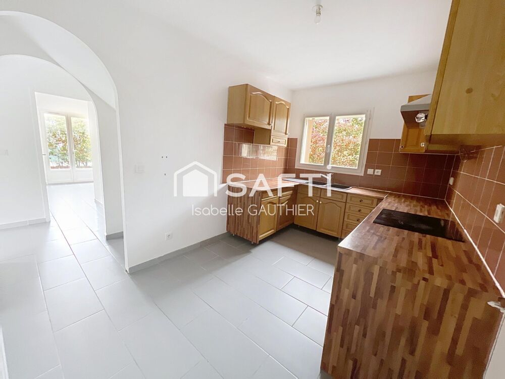 Vente Maison Maison lumineuse 4 Chambres (1 RDC) d'env. 125m sur terrain d'env. 300m Saint-bauzille-de-putois
