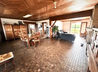  Maison à vendre 12 pièces 245 m²