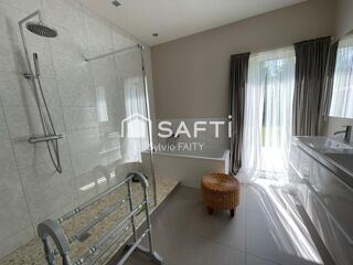  Maison � vendre 7 pi�ces 190 m�