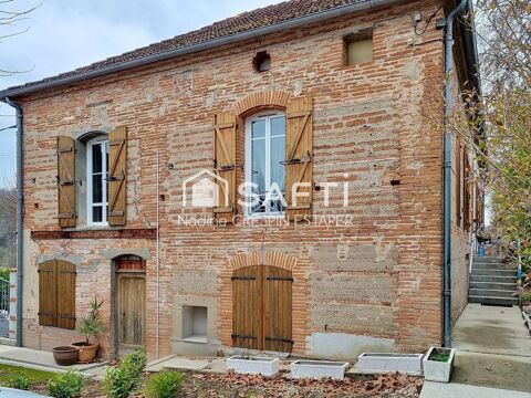   Lafran�aise belle maison de Caract�re compos�e de 8 pi�ces et d�pendances Maison - 8 pi�ce(s) - 147 m�