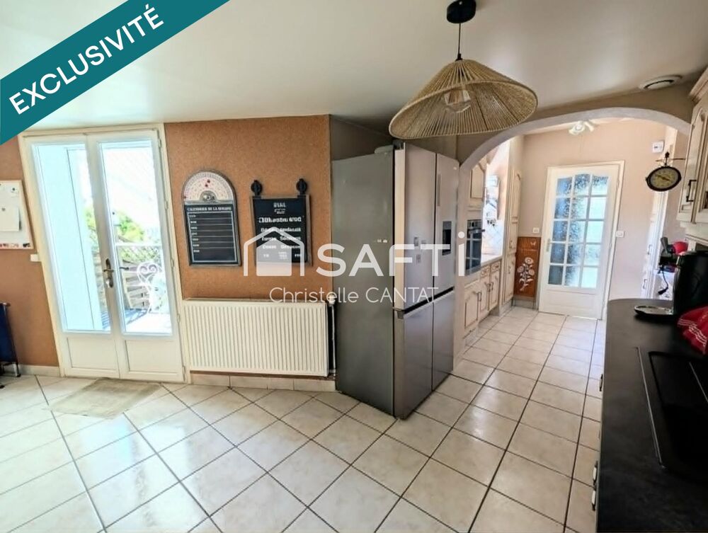 Maison de plain pied 4 chambres, garage, terrain.