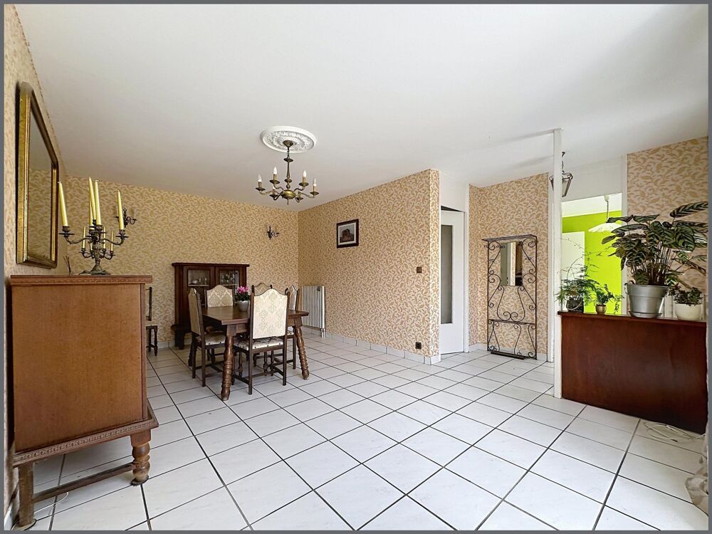 Maison de plain-pied avec 3 chambres et un jardin