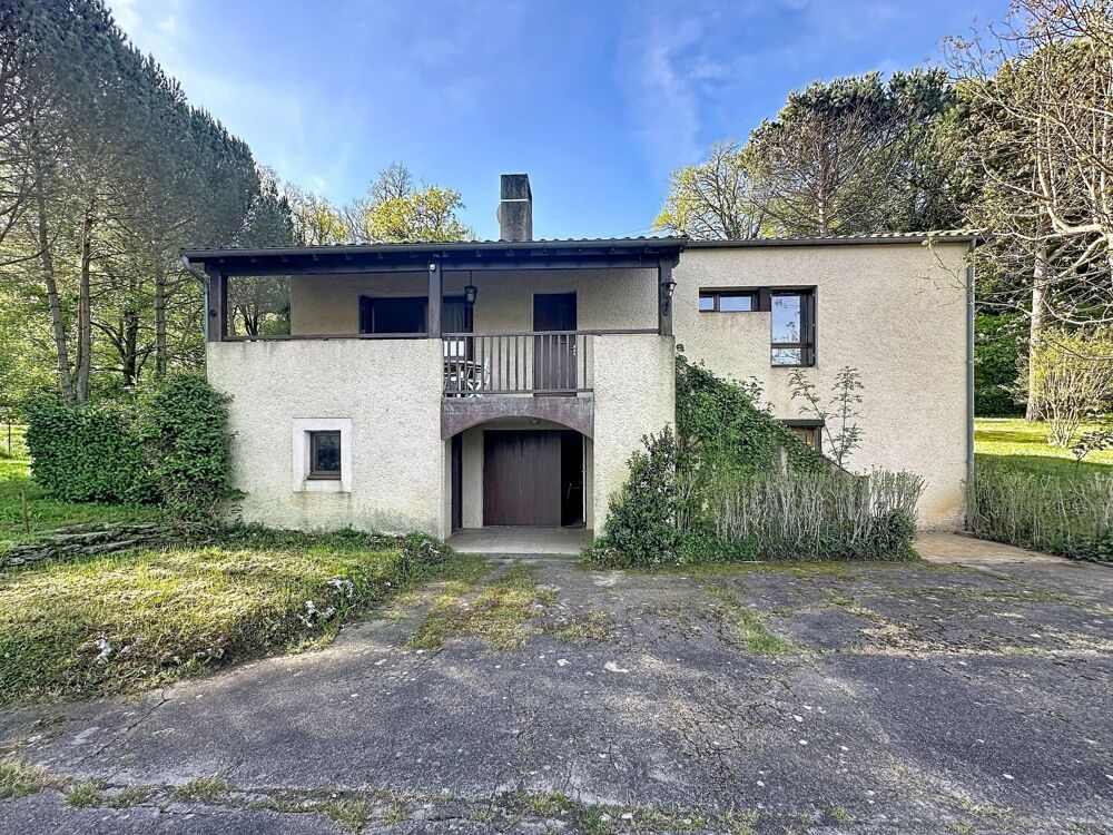 Maison au calme proche des commodités .