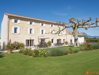  Maison � vendre 15 + pi�ces 627 m�