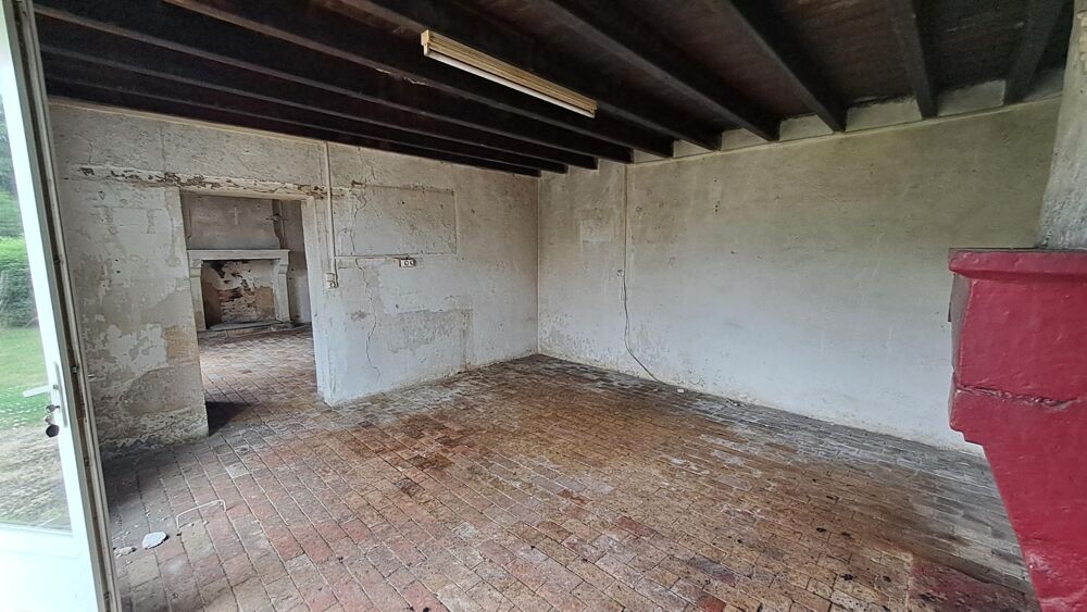 Ensemble immobilier à rénover sur plus de 3 000 m² de terrain