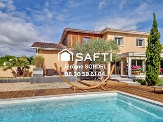  Maison à vendre 9 pièces 238 m²