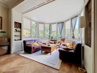  Propriété/château à vendre 15 + pièces 550 m²