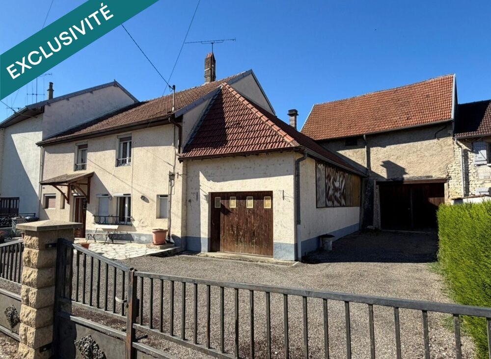 OYRIERES Maison ancienne avec garage et dépendance