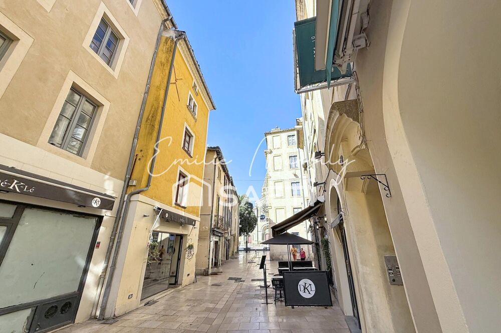 ENSEMBLE IMMOBILIER  ÉCUSSON DE NÎMES