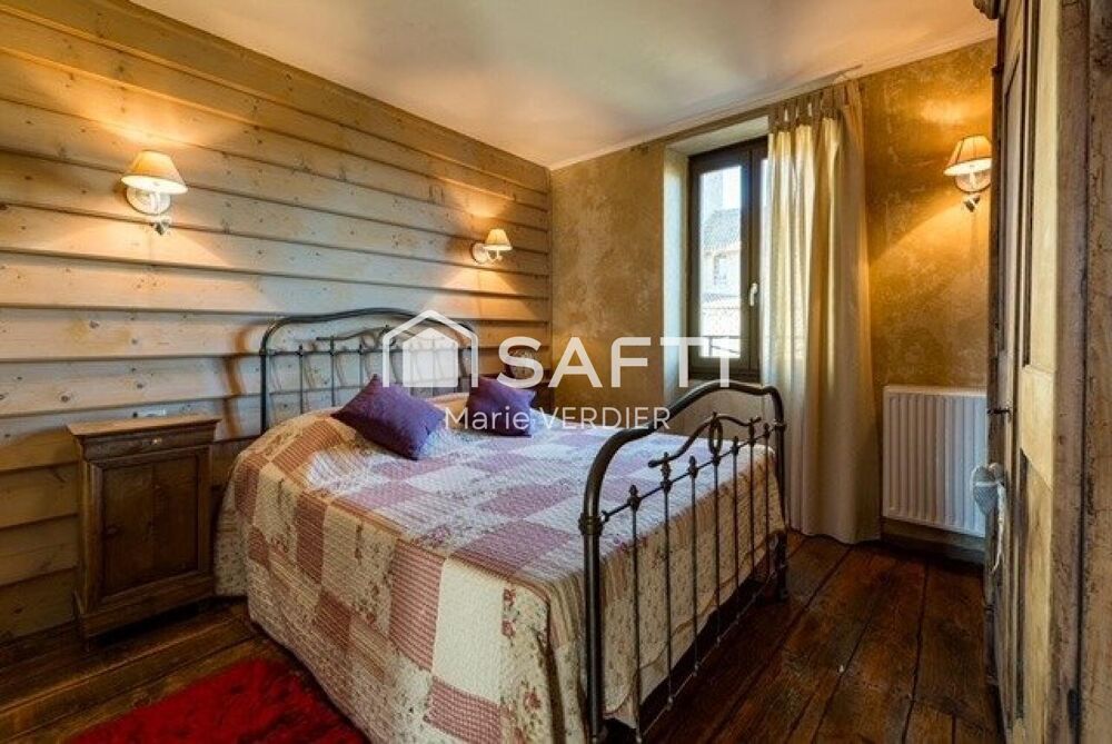 Vente Maison Grand gte de 12 couchages au cur d'un village Mdival Montbazens