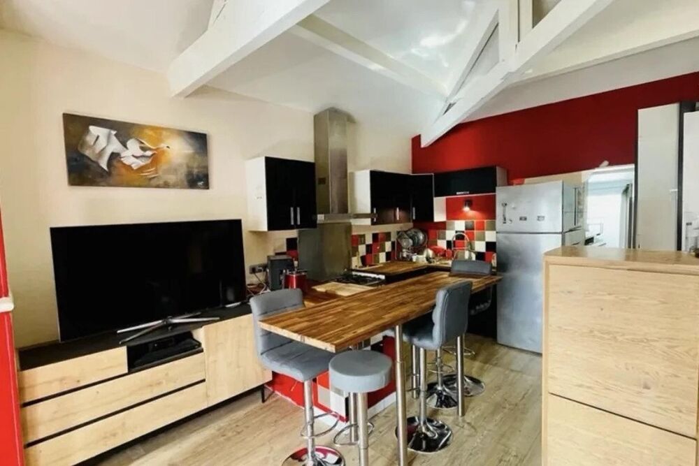 Vente Maison Joli produit à rénover en centre ville avec 2 places de parking Gujan-mestras