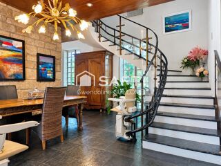  Maison à vendre 8 pièces 231 m²